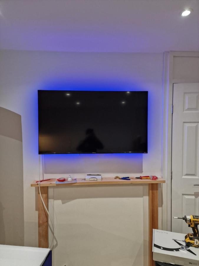 Balco Sherwood Apartment - 2 Bedrooms, 5 Beds - Sky Tv And Internet Nottingham Buitenkant foto