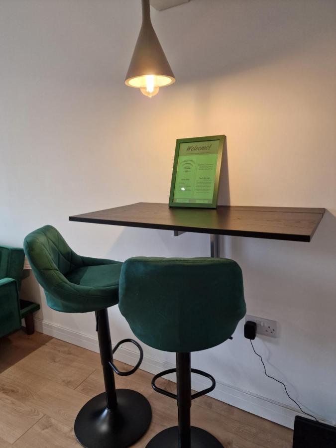 Balco Sherwood Apartment - 2 Bedrooms, 5 Beds - Sky Tv And Internet Nottingham Buitenkant foto